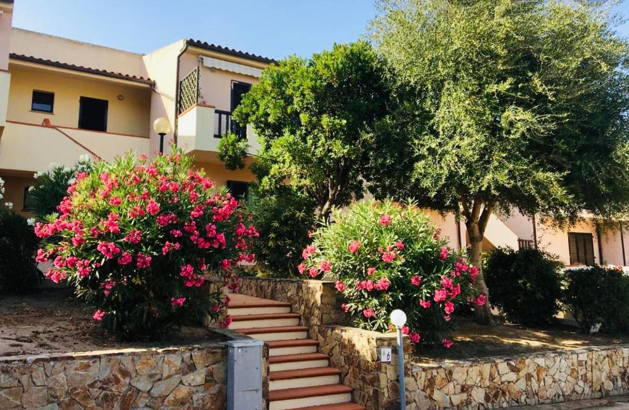Le Residenze Itaca Apartamento Porto Pozzo Exterior foto