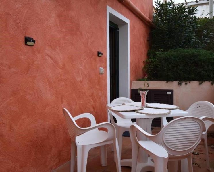 Le Residenze Itaca Apartamento Porto Pozzo Exterior foto